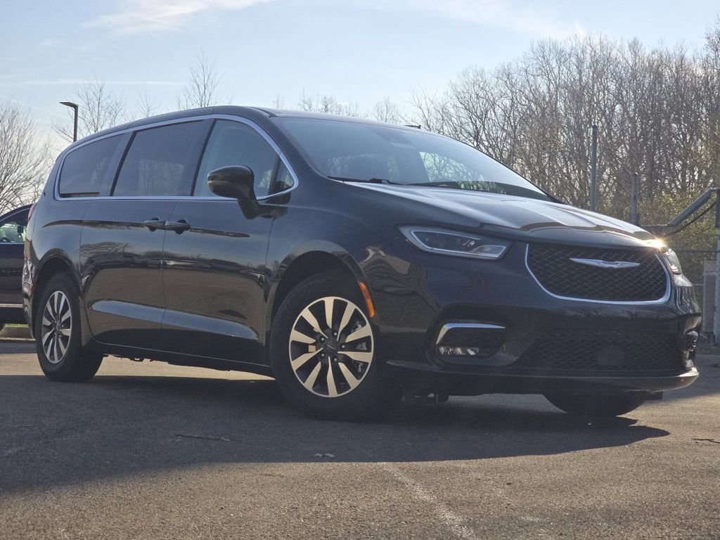 2022 Chrysler Pacifica Hybrid