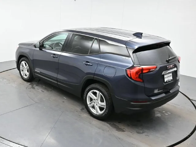 Used 2018 BLUE STEEL METALLIC GMC SLE image 35