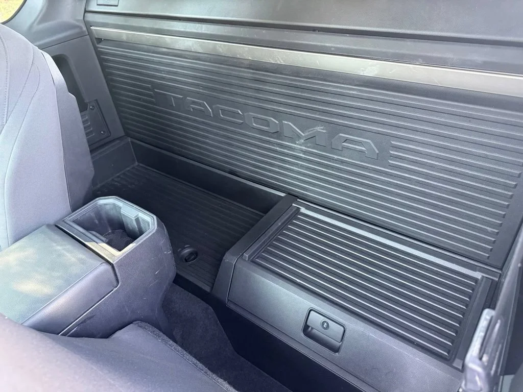 Used 2024 White Toyota SR image 12