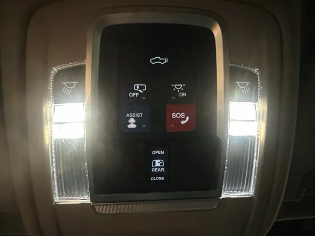 Used 2022 White Ram Laramie image 22