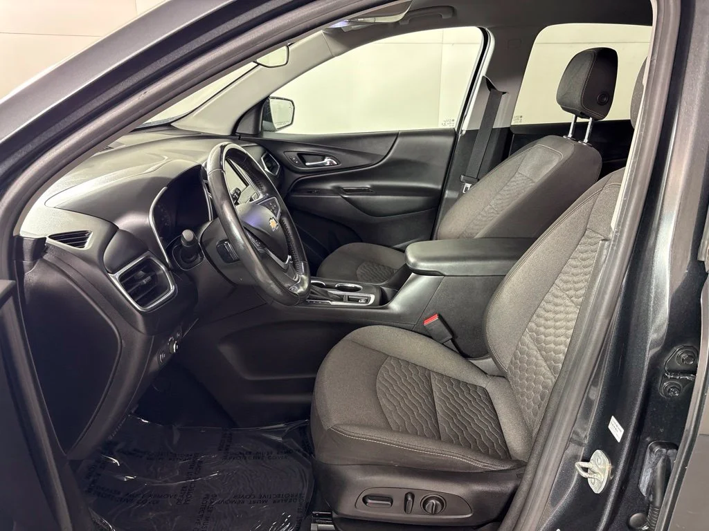 Used 2021 Gray Chevrolet LT image 26