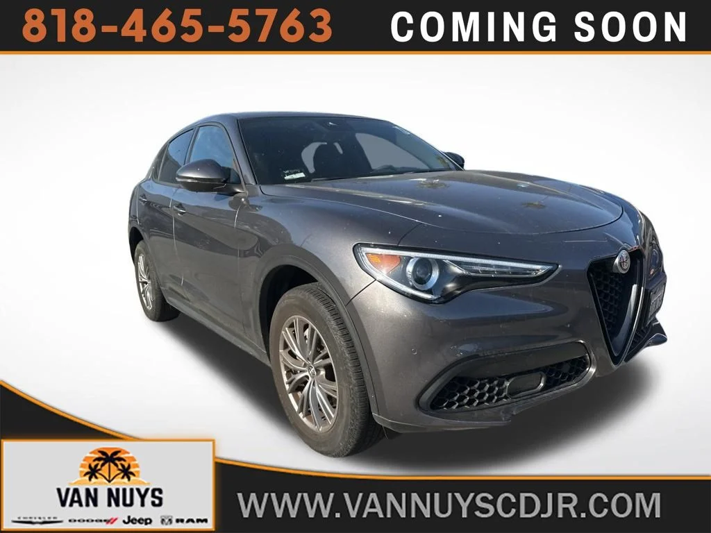 2023 Alfa Romeo Stelvio Sprint RWD's photo