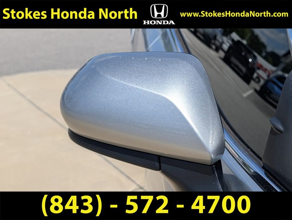 Used 2020 Silver Toyota LE image 16