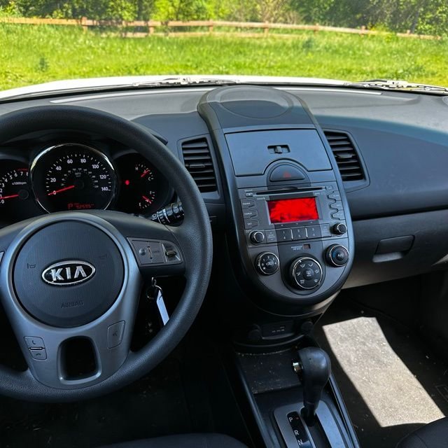 2010 Kia Soul Exclaim - Photo 25