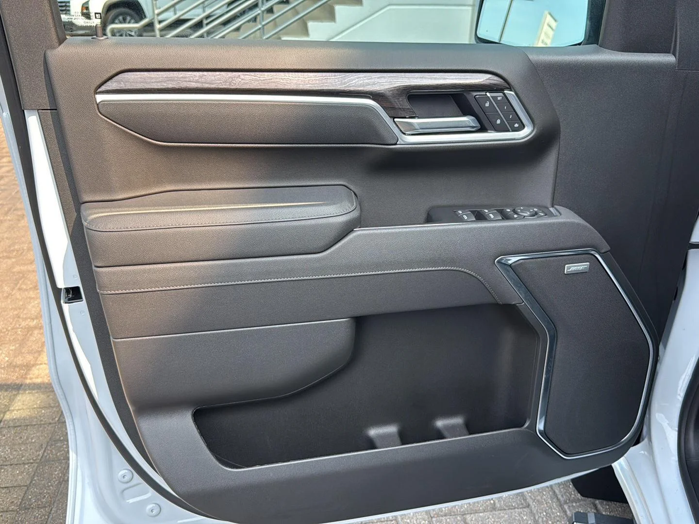 Used 2026 Polar White Tricoat Chevrolet LTZ image 11