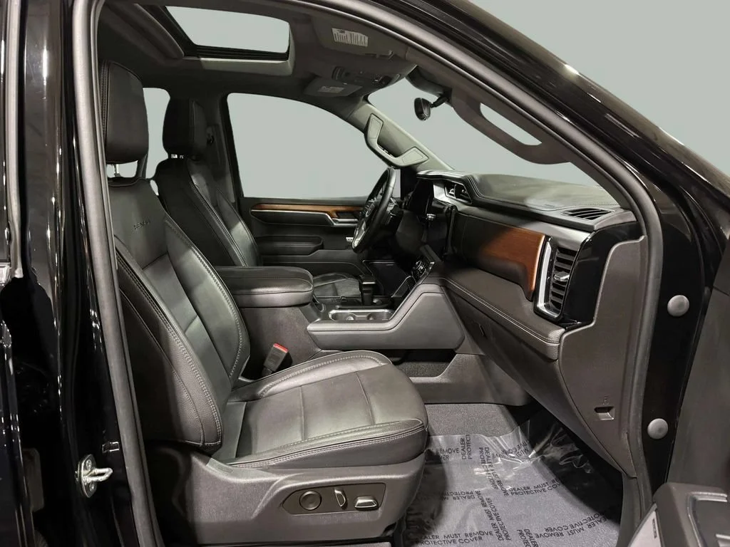 Used 2023 Onyx Black GMC Denali image 30