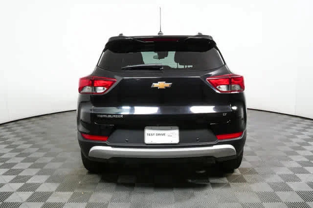 Used 2024 Mosaic Black Metallic Chevrolet LT image 20