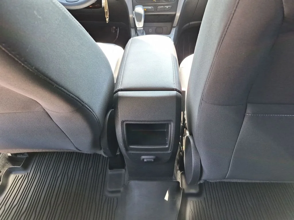 Used 2019 Silver Ford S image 30