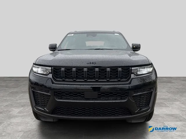 New 2026 Diamond Black Crystal Pearl-Coat Exterior Paint Jeep Laredo image 2