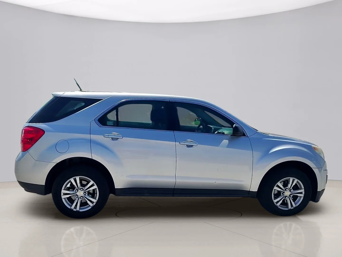 Used 2014 Silver Chevrolet LS image 6