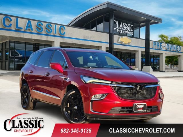 2023 Buick Enclave Essence