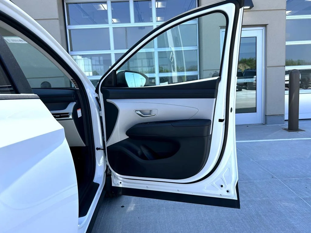New 2026 White Hyundai SEL image 16
