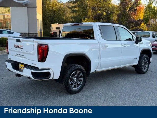 Used 2025 White GMC AT4 image 5