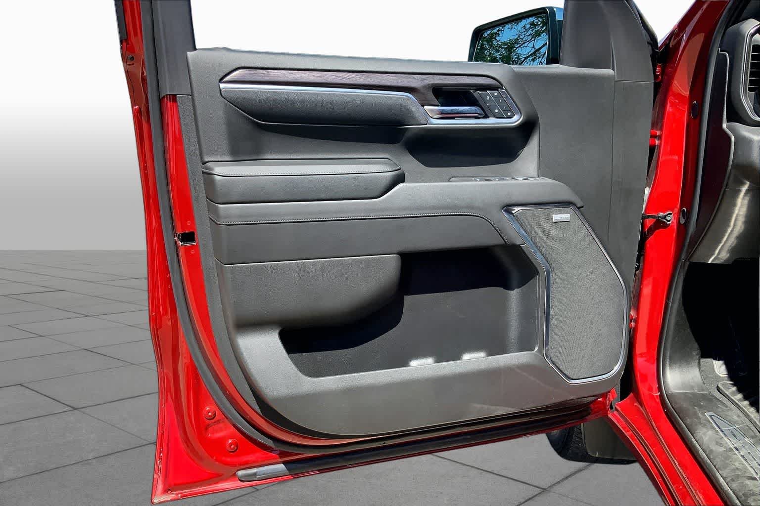 Used 2025 Radiant Red Tintcoat Chevrolet LTZ image 22