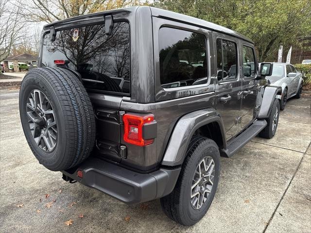 New 2026 Granite Crystal Metallic Clear-Coat Exterior Paint Jeep Sahara image 7