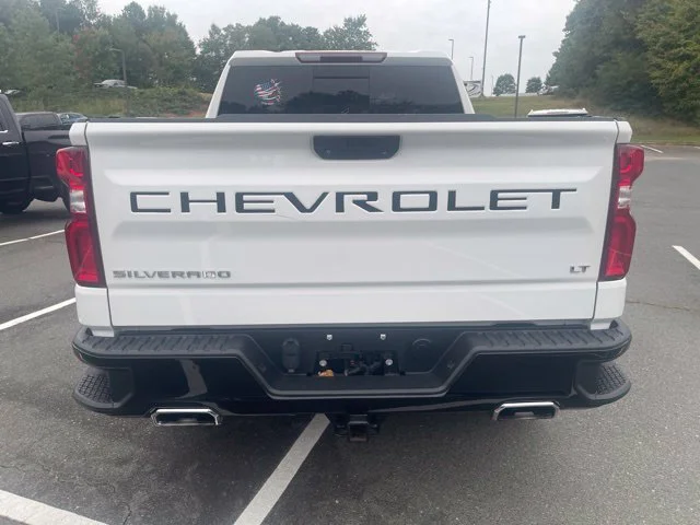 Used 2021 White Chevrolet LT Trail Boss image 4