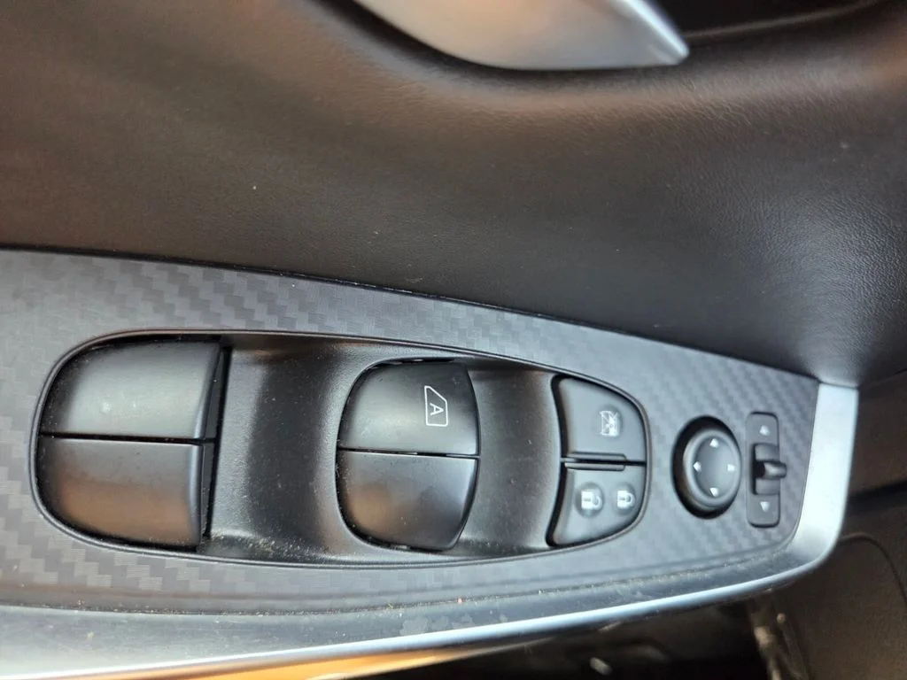 Used 2025 Orange Nissan SR image 20