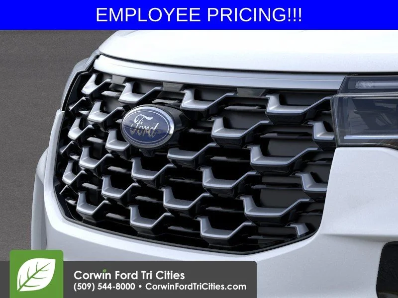 New 2026 Star White Metallic Tri-Coat Ford Platinum image 9