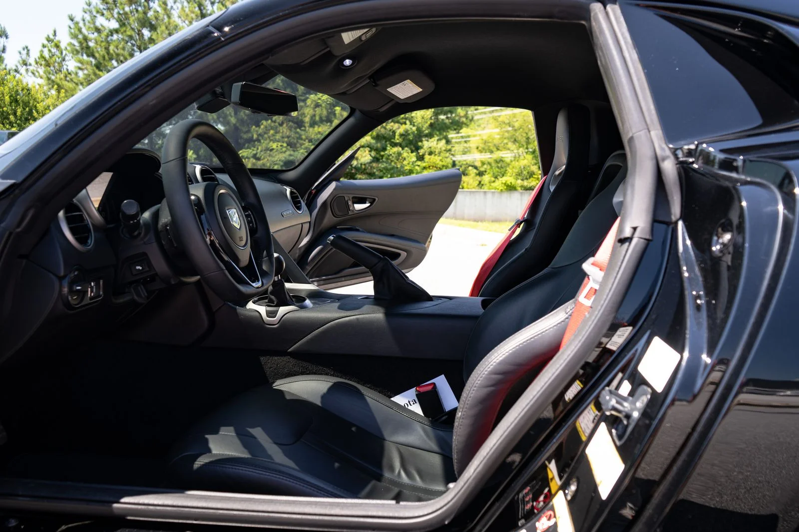 Used 2014 Black Dodge SRT image 37