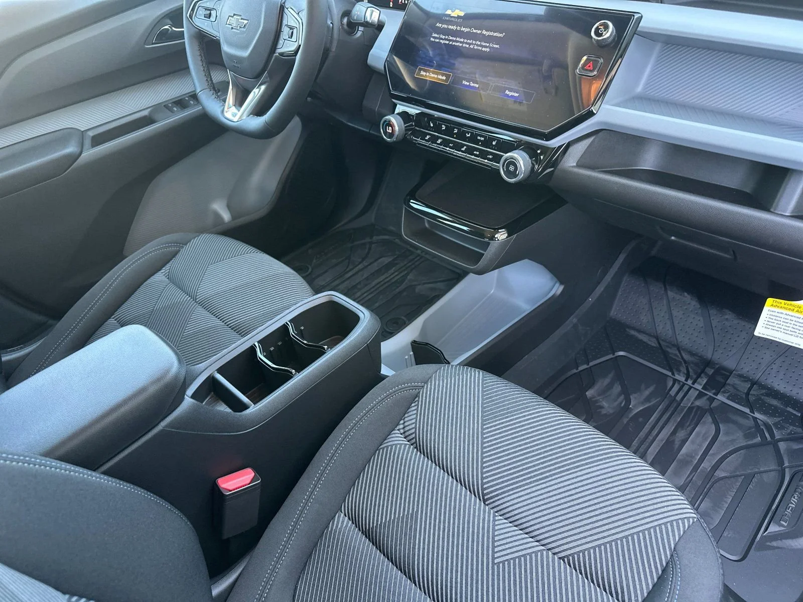 2027 Chevrolet Bolt LT - Photo 16