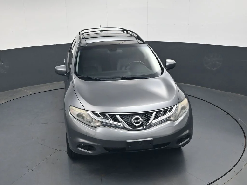 Used 2013 Gray Nissan SL image 39