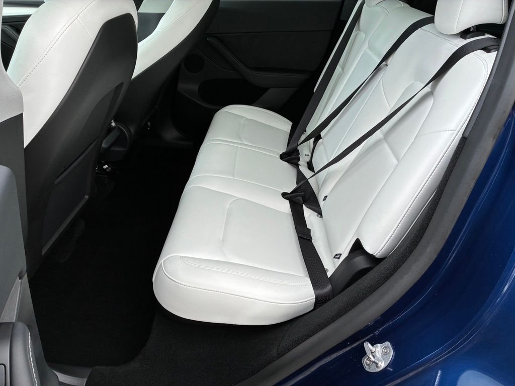Used 2024  Tesla Long Range image 23