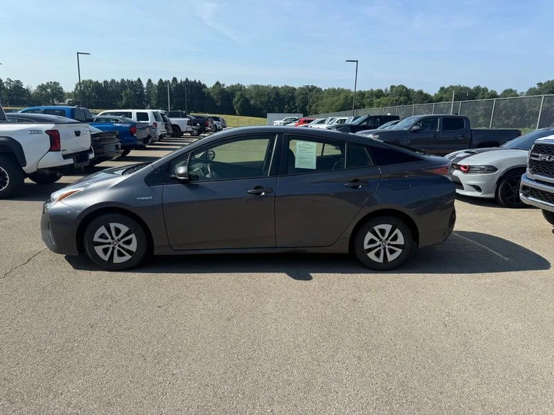 Used 2017 Gray Toyota Two image 9