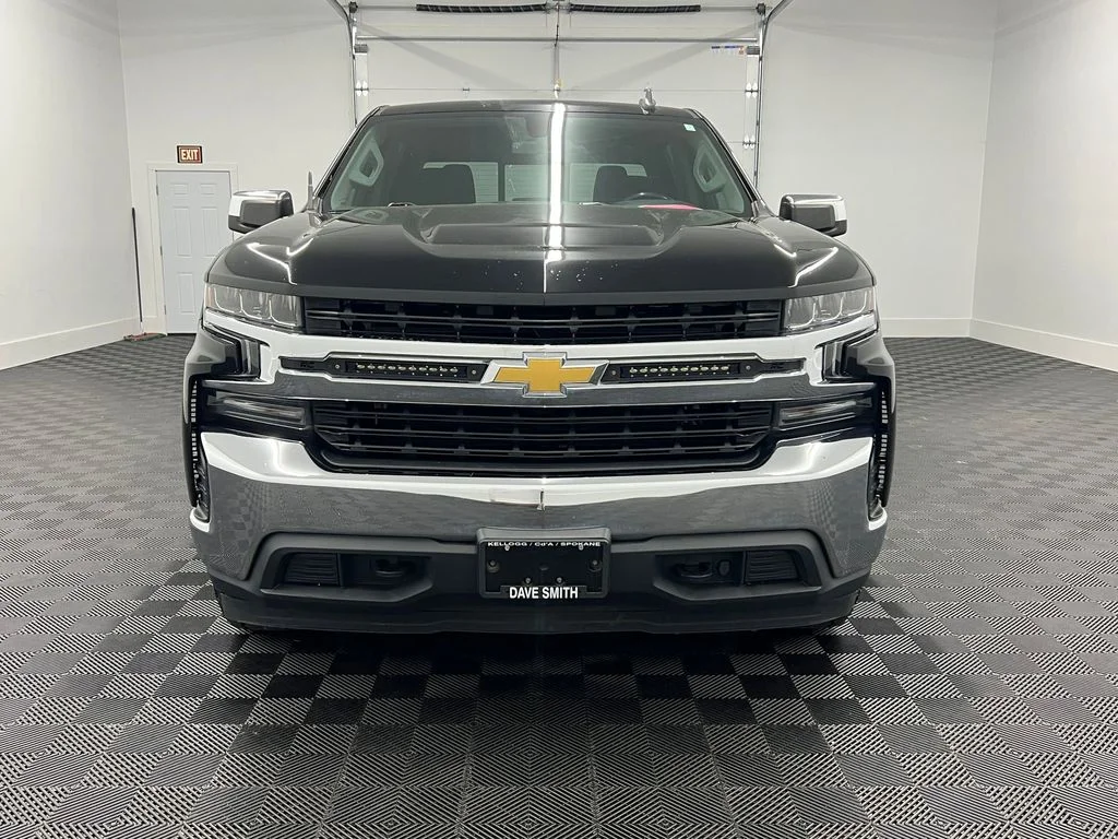 Used 2019 Black Chevrolet LT image 5