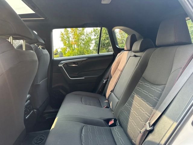 Used 2023 Ice Toyota SE image 16
