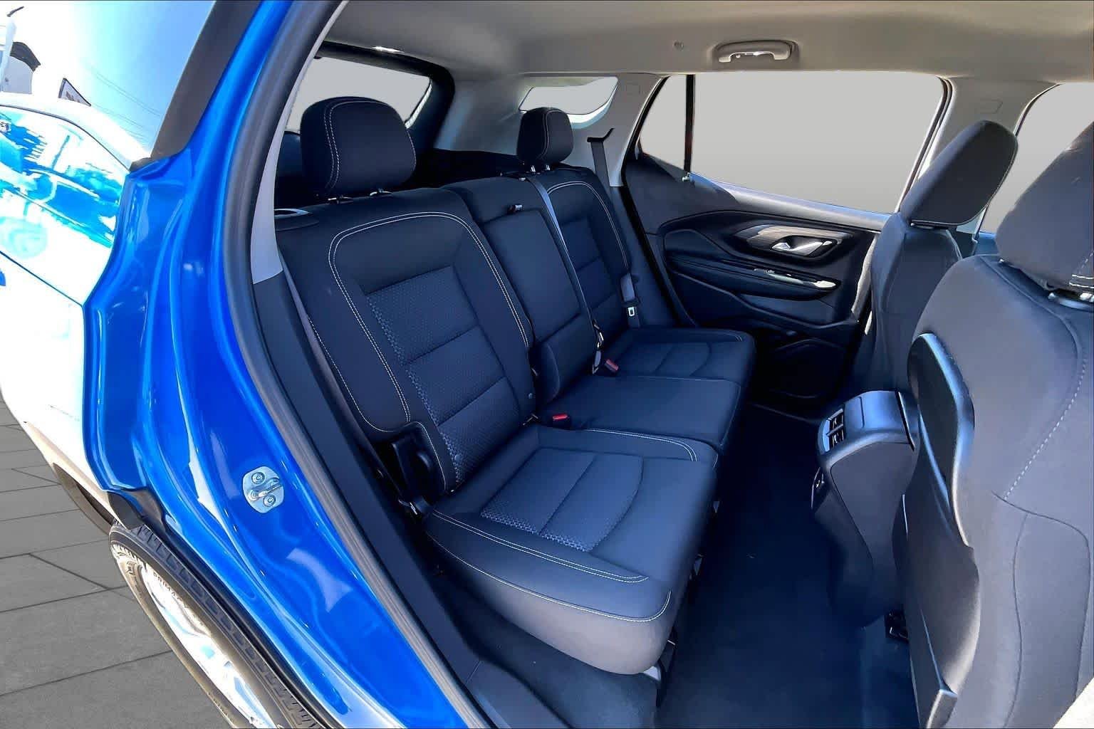 Used 2024 Riptide Metallic GMC SLE image 20