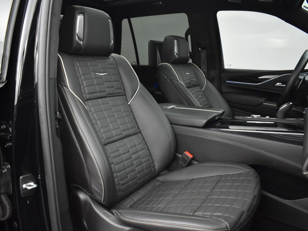2024 CADILLAC ESCALADE - Image 40