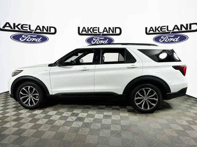 New 2026 Ford Explorer ST-Line
