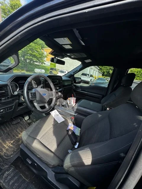 Used 2021 Black Ford XLT image 9