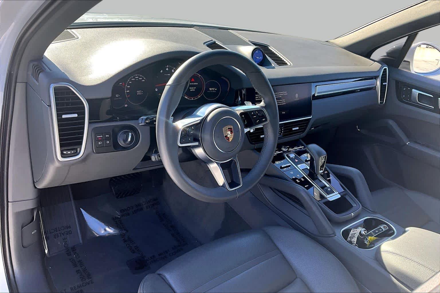 Used 2022 Carrara White Metallic Porsche Platinum Edition image 31