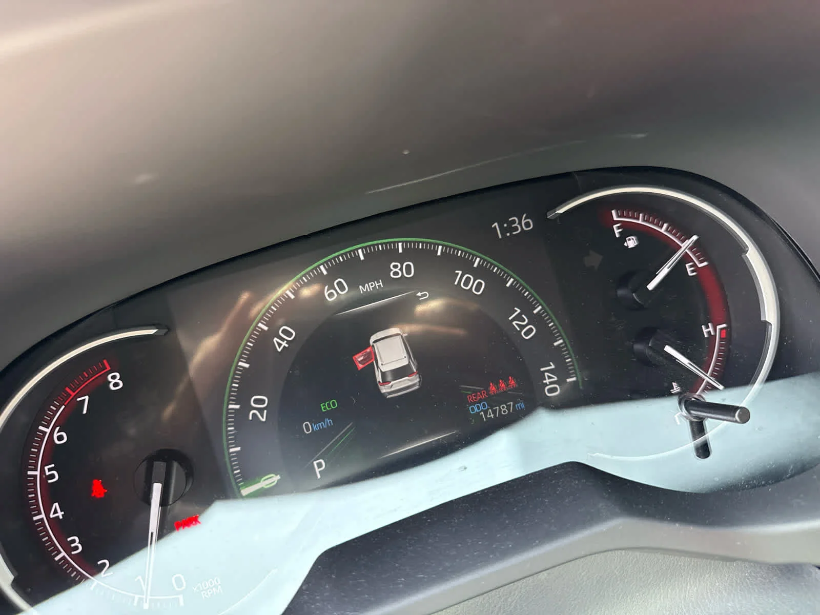 Used 2024 Wind Chill Pearl Toyota XLE Premium image 9