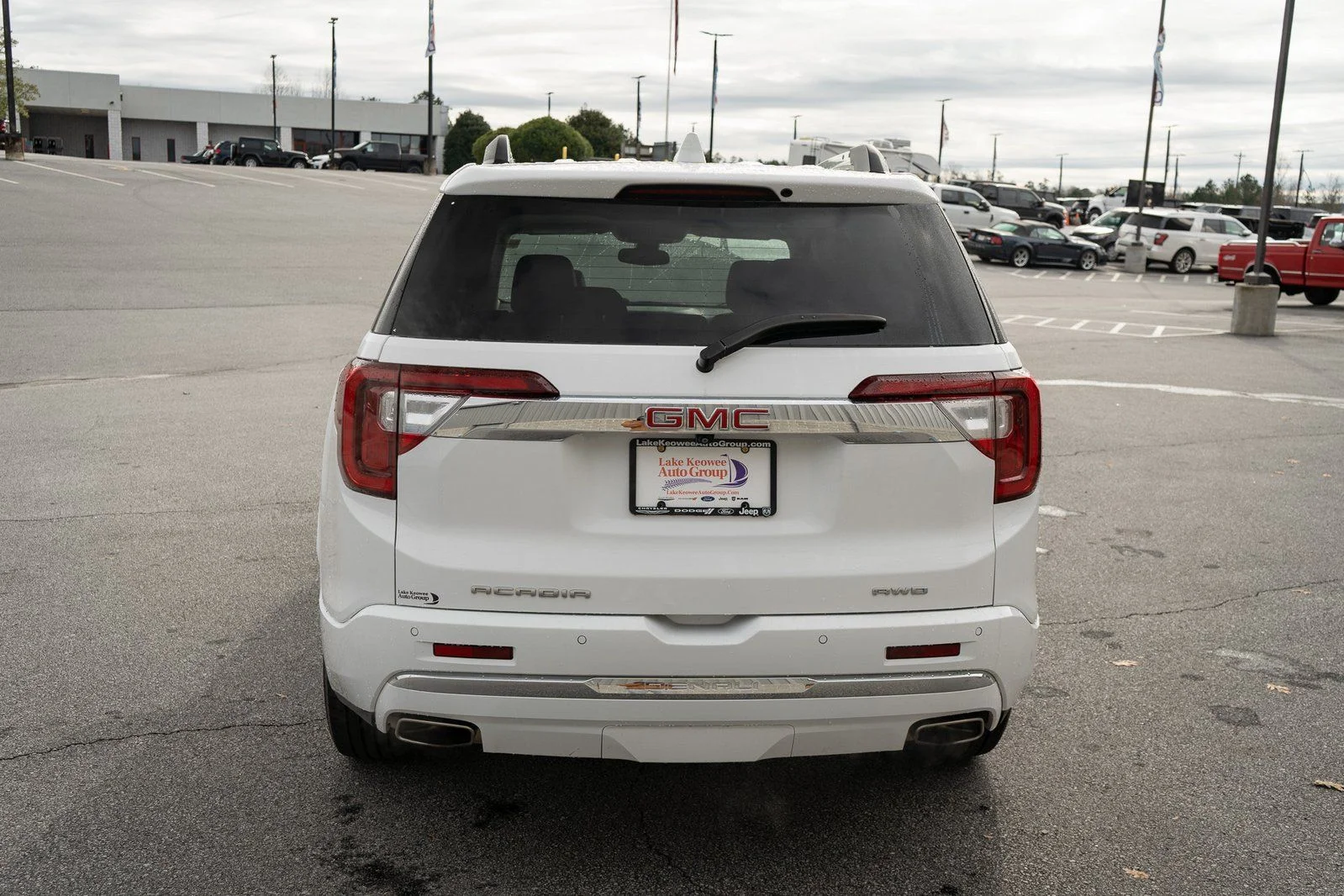 Used 2023 White GMC Denali image 8