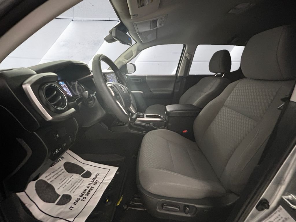 Used 2023 Silver Toyota SR5 image 7