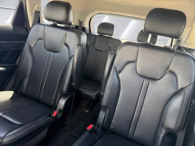 2023 Kia Sorento SX - Photo 18
