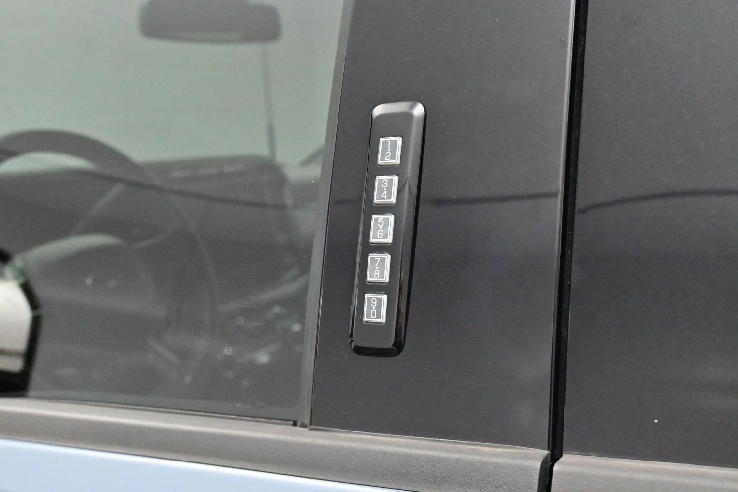 Used 2023 Azure Gray Metallic Tri-Coat Ford Lariat image 10