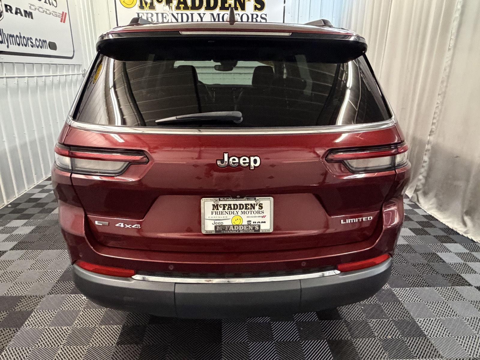 Used 2021 Velvet Red Pearlcoat Jeep Limited image 4