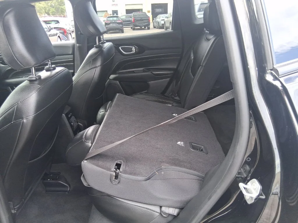 Used 2022 Black Jeep High Altitude image 20