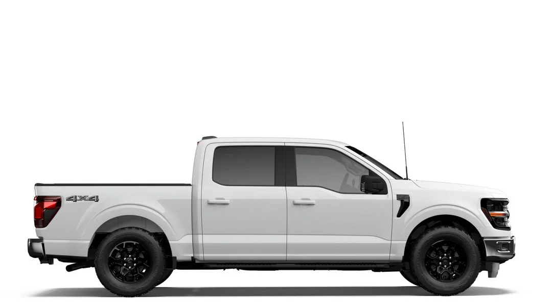 New 2026 Agate Black Metallic Ford XLT image 5