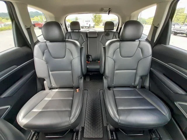 Used 2021 Black Kia S image 43