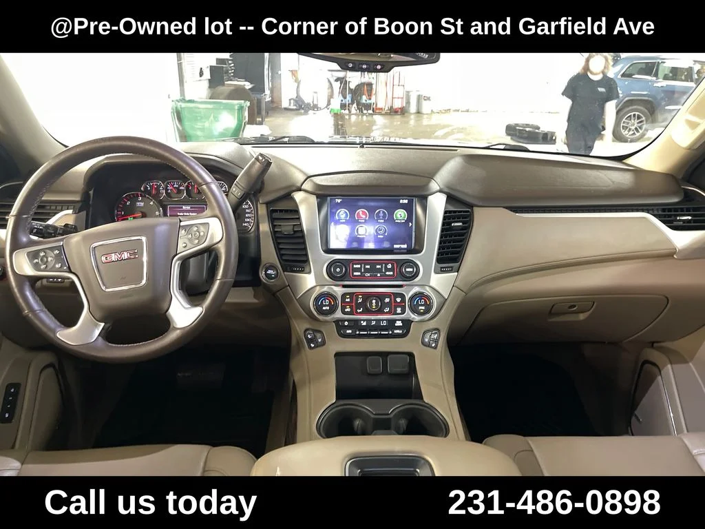 Used 2015 Silver GMC SLT image 18