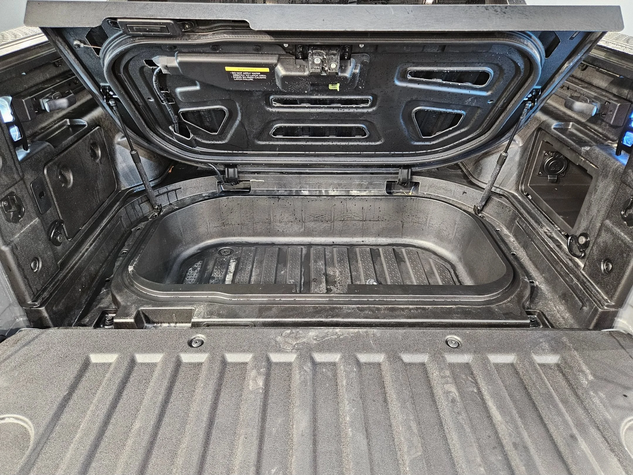 Used 2026 Hampton Gray Hyundai Limited image 18