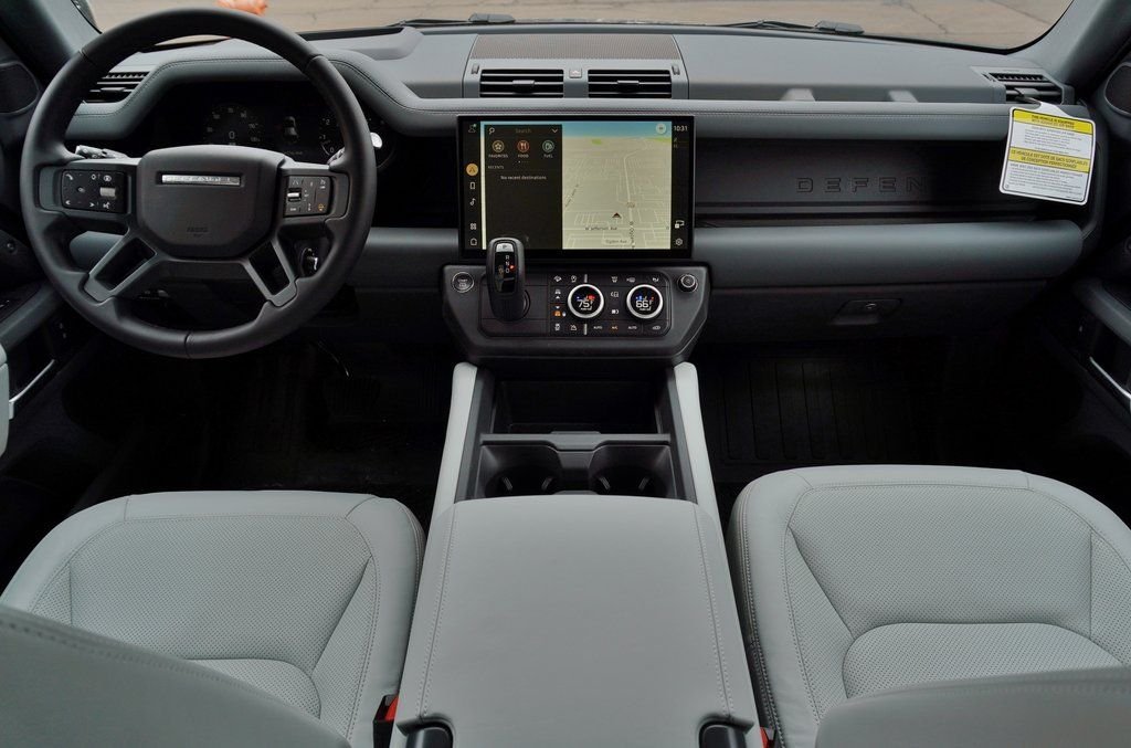 Certified Used 2026 Green Land Rover X-Dynamic SE image 8