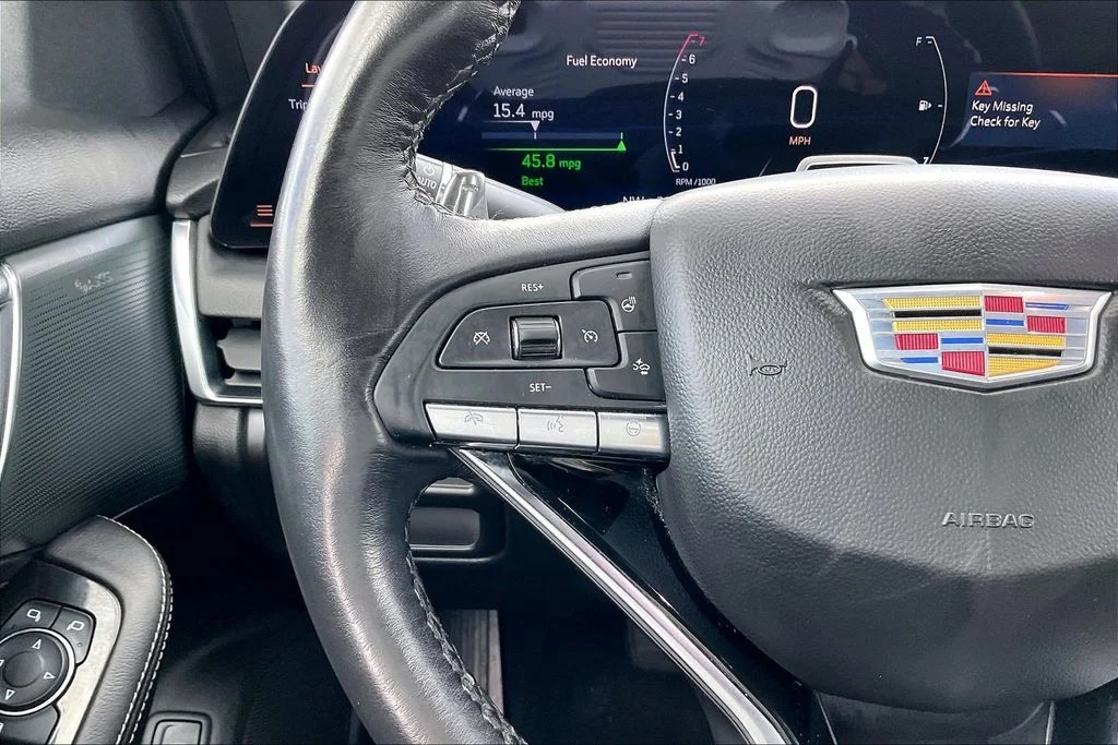 Used 2025 White Cadillac Premium Luxury image 10
