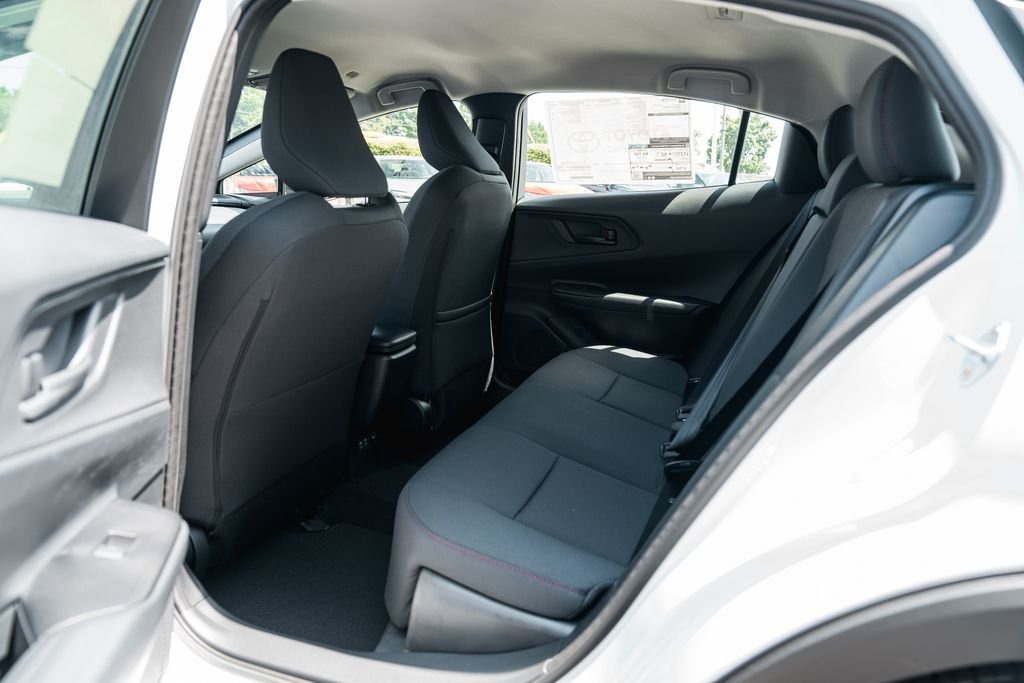 New 2026 Wind Chill Pearl Toyota SE image 25