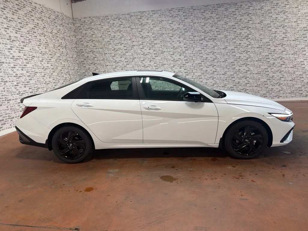 New 2026 Serenity White Hyundai SEL Sport image 8