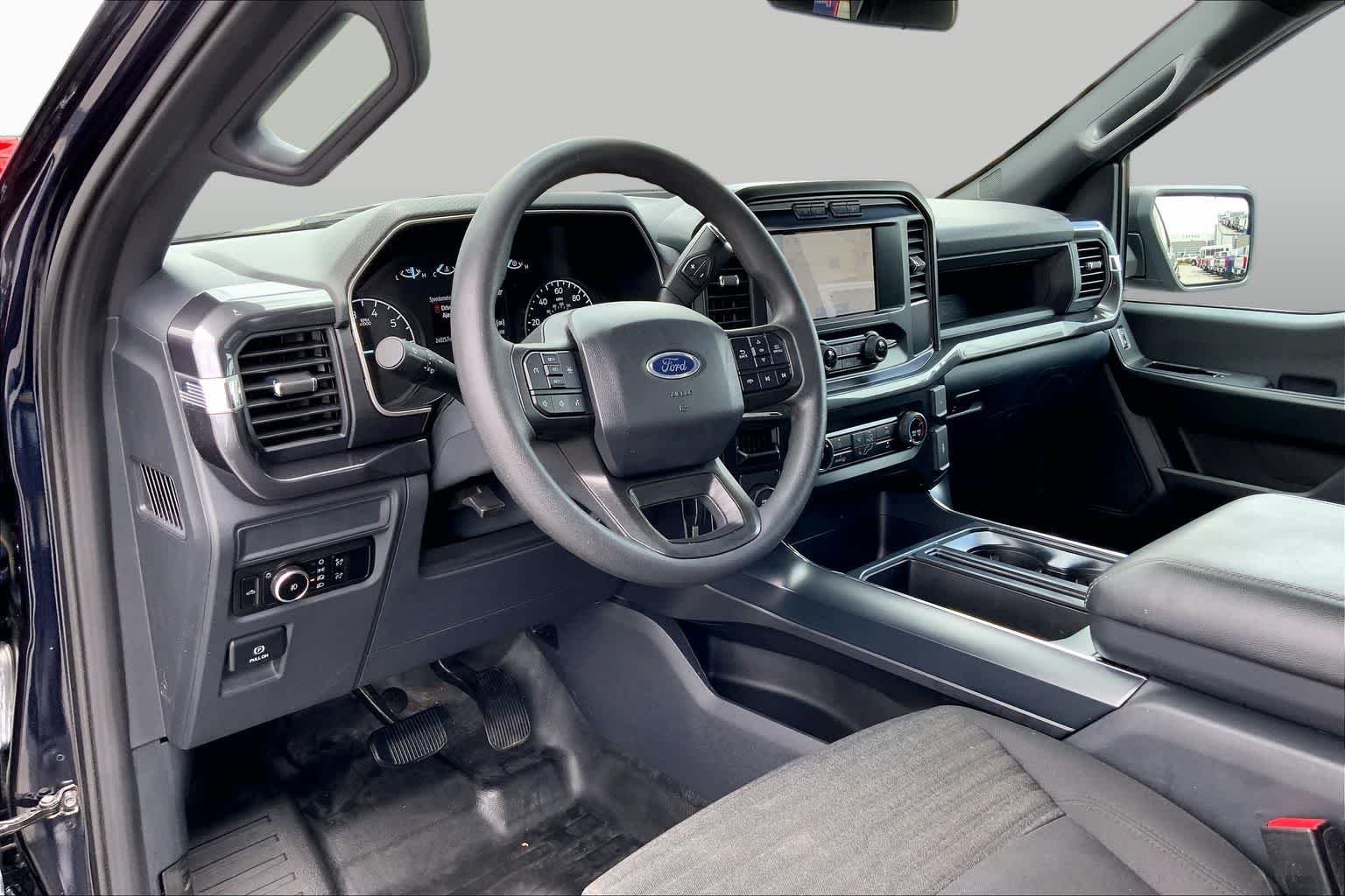 Used 2023 Antimatter Blue Metallic Ford XL image 17